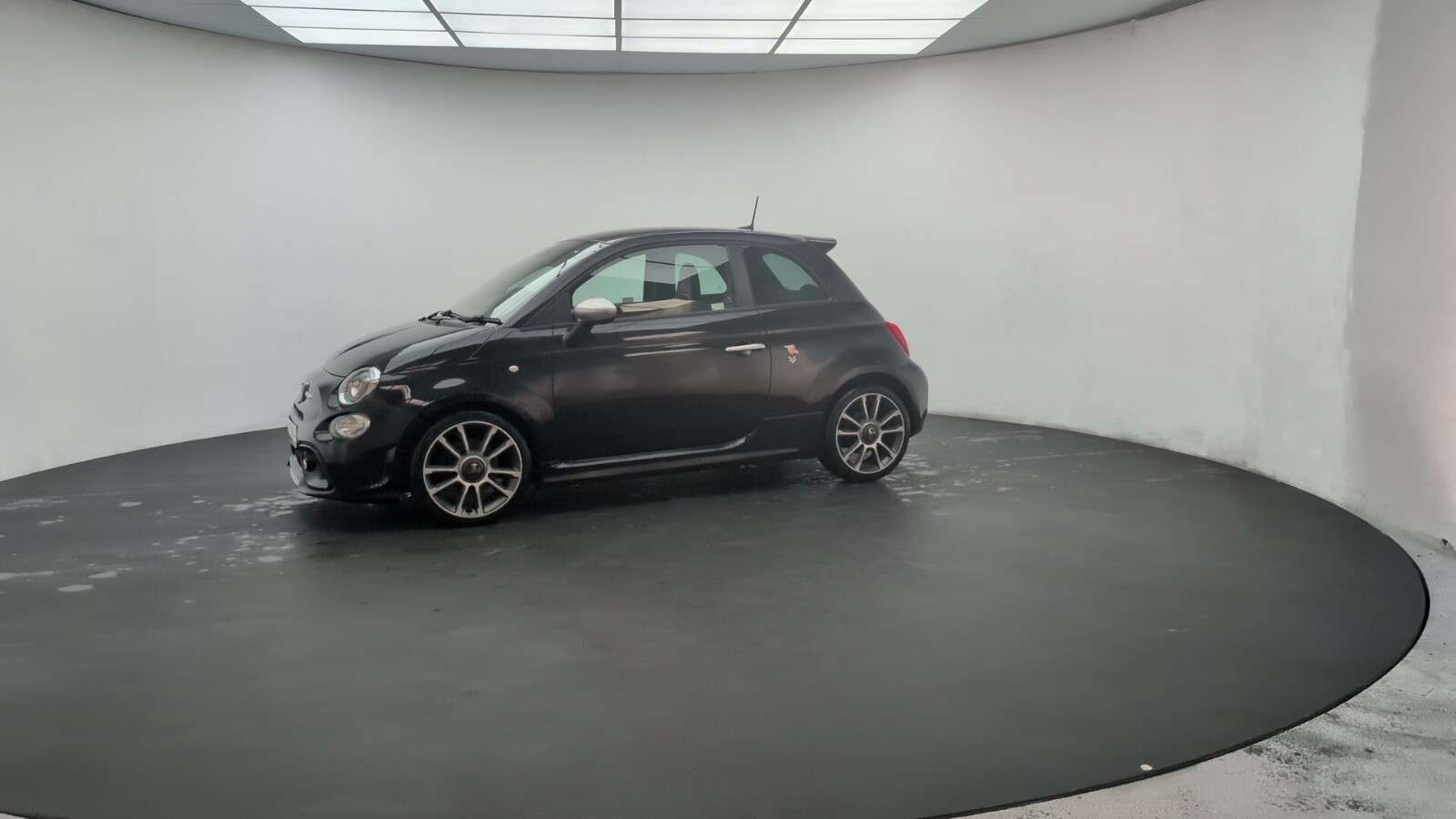 2019 ABARTH 595 2019 ABARTH 595