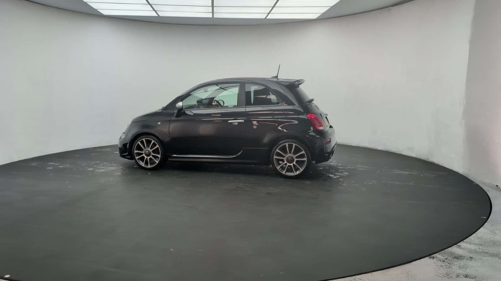 2019 ABARTH 595 2019 ABARTH 595