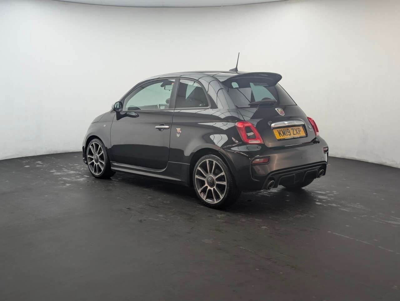 2019 ABARTH 595 2019 ABARTH 595