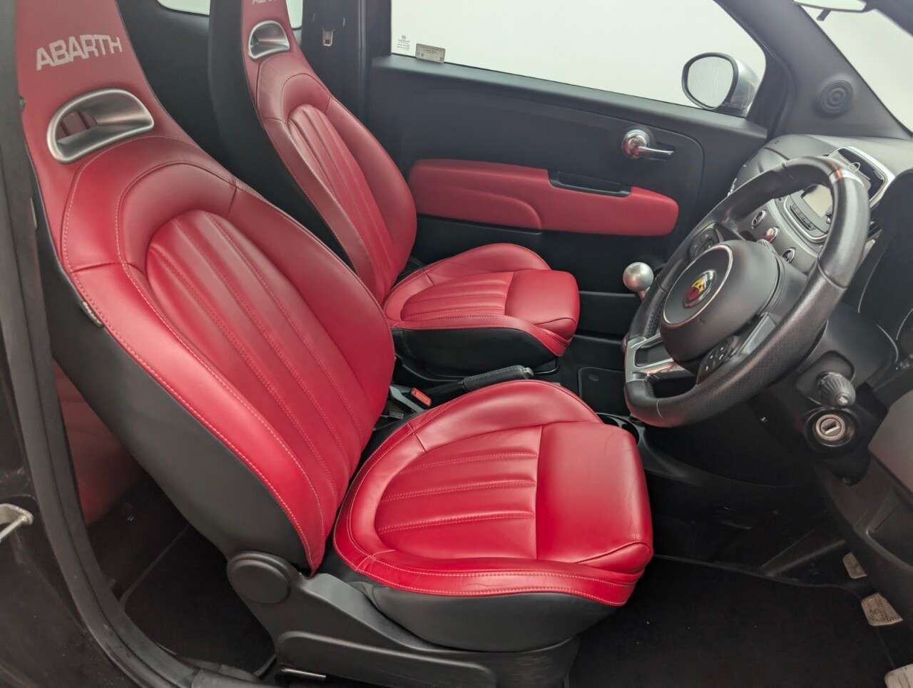 2019 ABARTH 595 2019 ABARTH 595