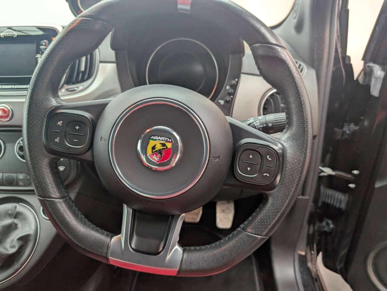 2019 ABARTH 595 2019 ABARTH 595