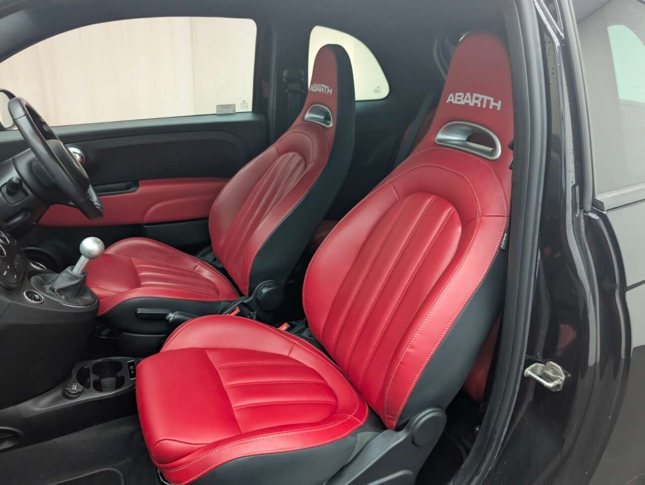 2019 ABARTH 595 2019 ABARTH 595
