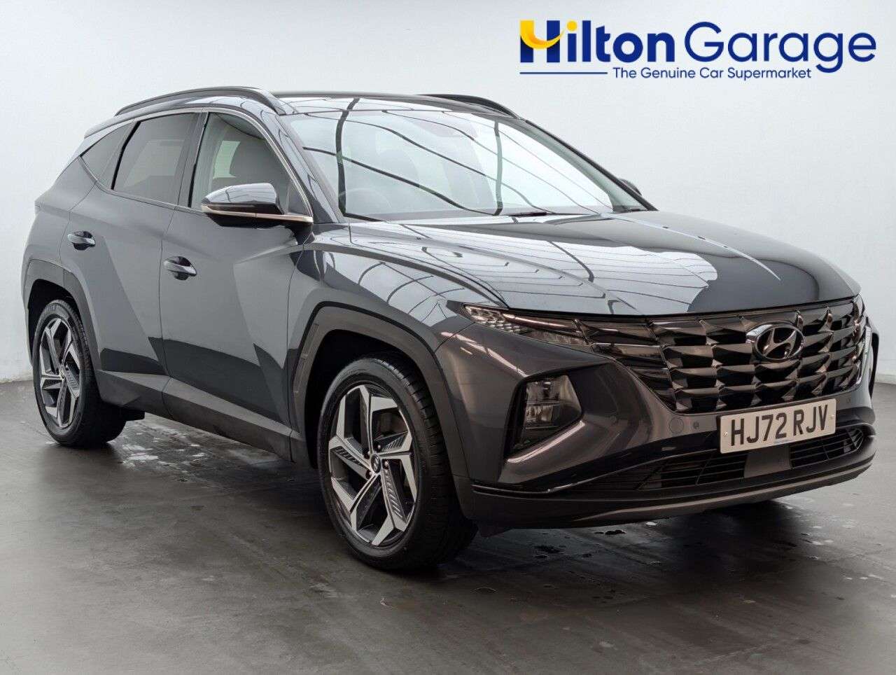 A 2022 HYUNDAI TUCSON 1.6 h T-GDi Ultimate SUV 5dr Petrol Hybrid Auto Euro 6 (s/s) (230 ps) 10.25 A 2022 HYUNDAI TUCSON 1.6 h T-GDi Ultimate SUV 5dr Petrol Hybrid Auto Euro 6 (s/s) (230 ps) 10.25