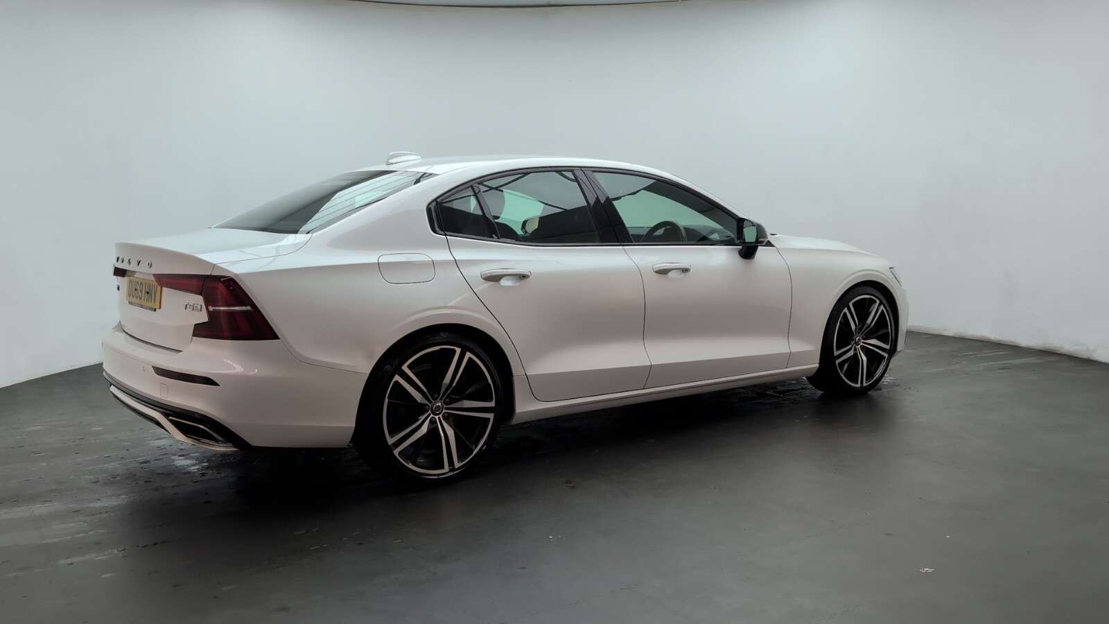 2019 VOLVO S60 2019 VOLVO S60