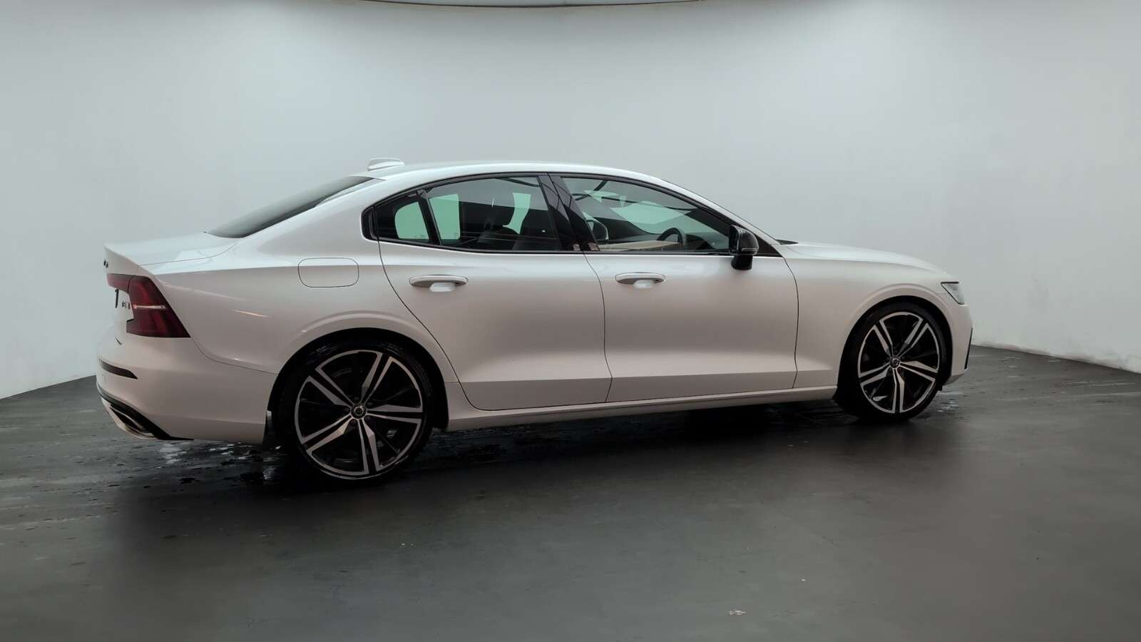 2019 VOLVO S60 2019 VOLVO S60