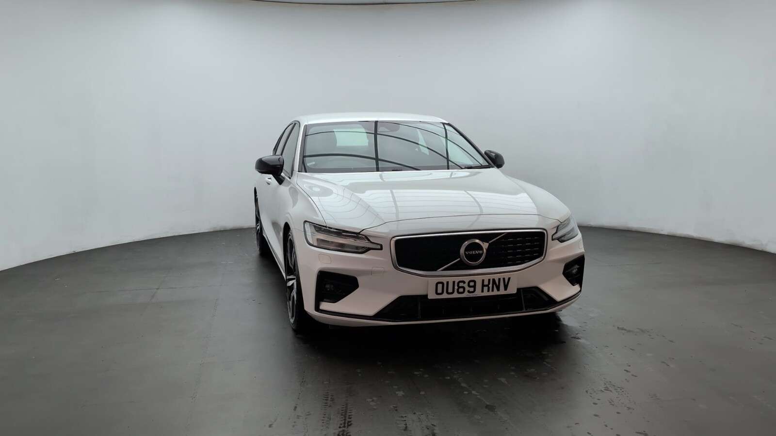 2019 VOLVO S60 2019 VOLVO S60