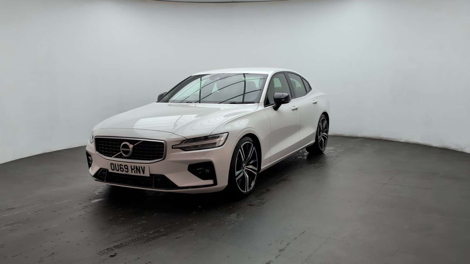 2019 VOLVO S60 2019 VOLVO S60