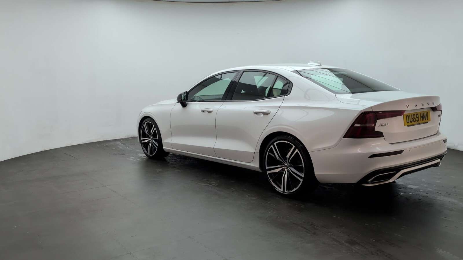 2019 VOLVO S60 2019 VOLVO S60