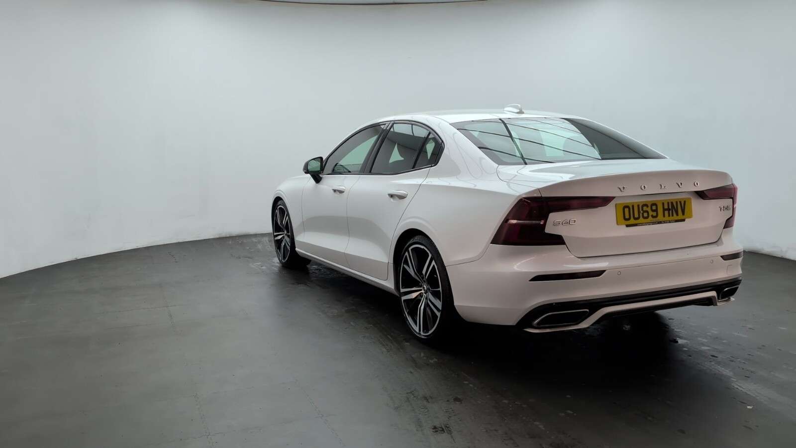 2019 VOLVO S60 2019 VOLVO S60