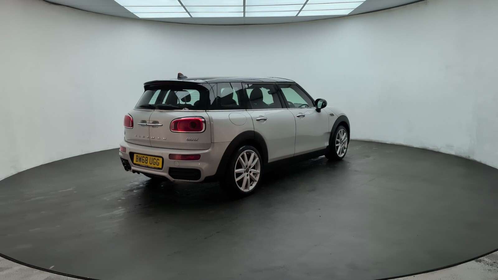 2018 MINI CLUBMAN 2018 MINI CLUBMAN