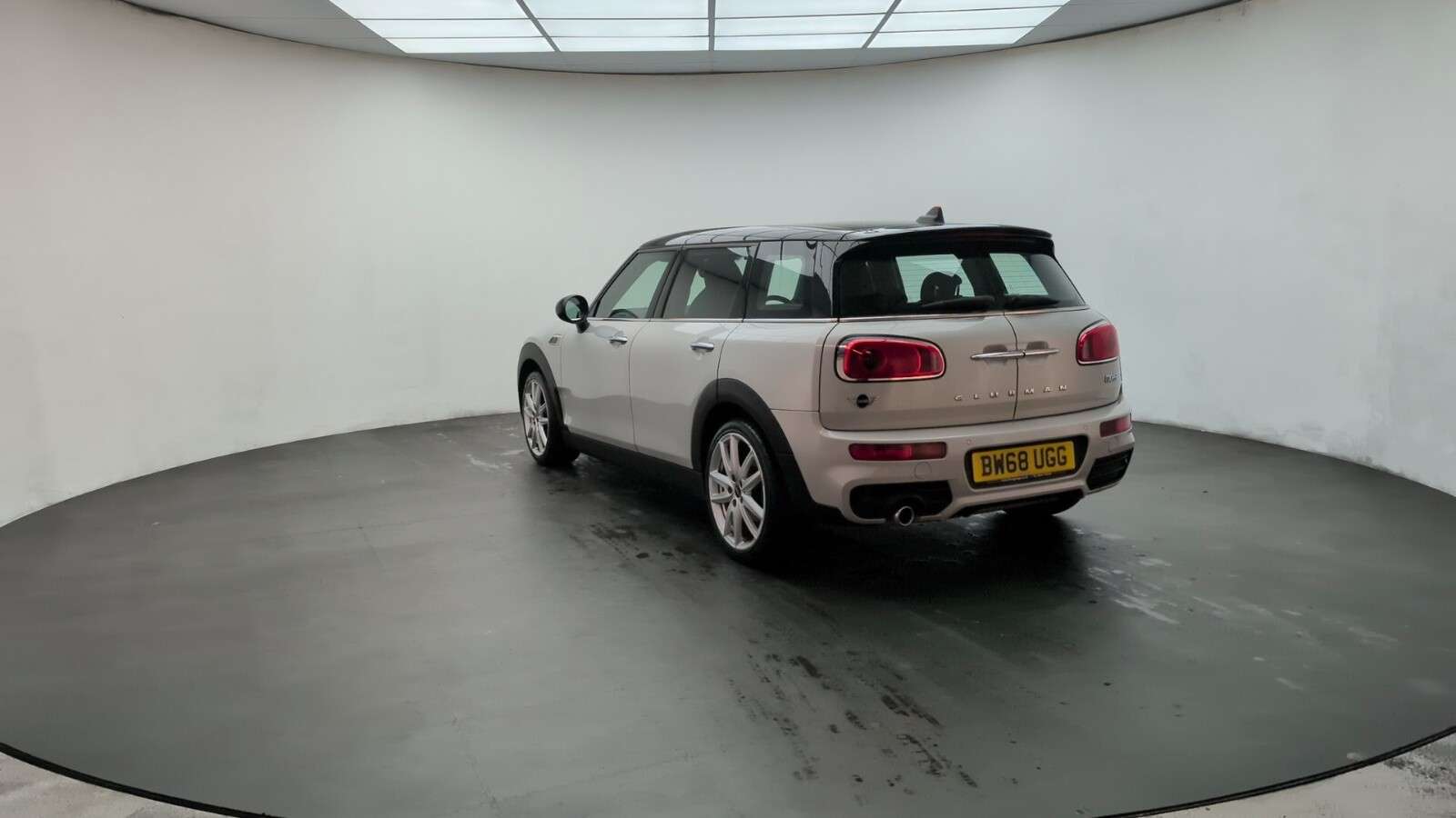 2018 MINI CLUBMAN 2018 MINI CLUBMAN