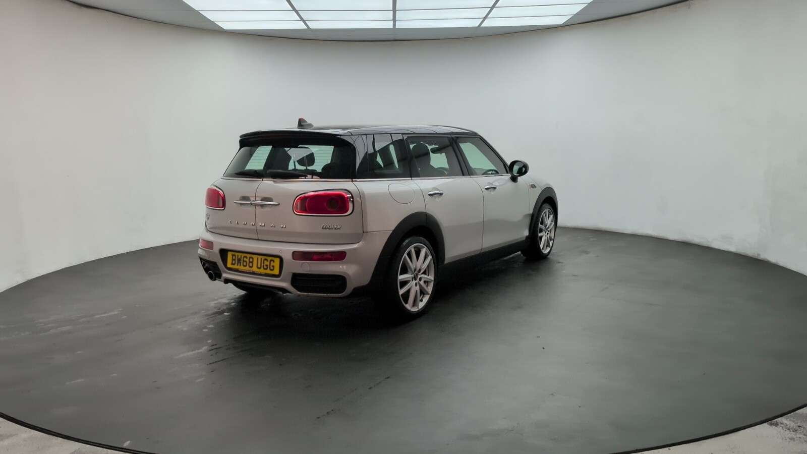 2018 MINI CLUBMAN 2018 MINI CLUBMAN