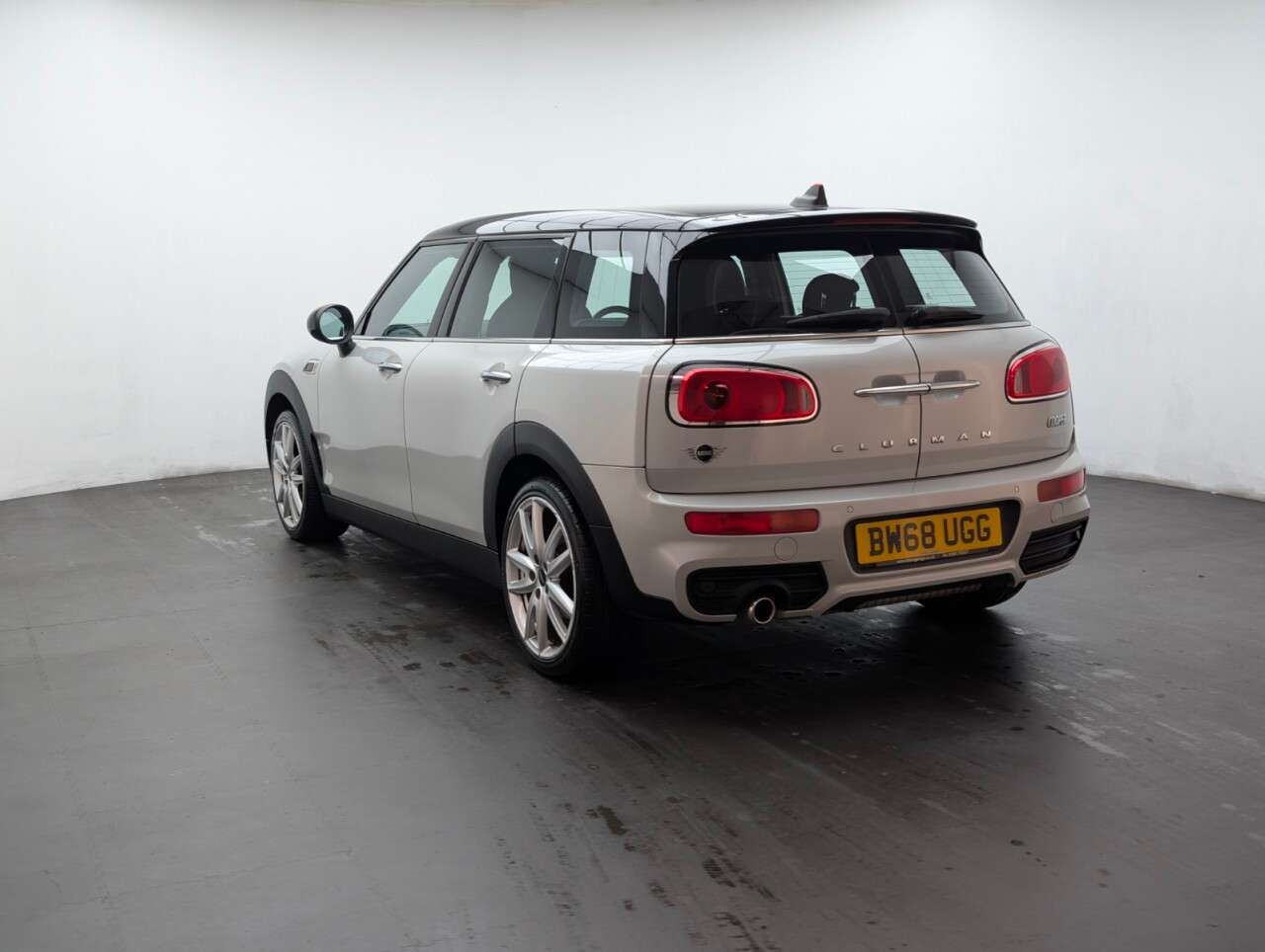 2018 MINI CLUBMAN 2018 MINI CLUBMAN