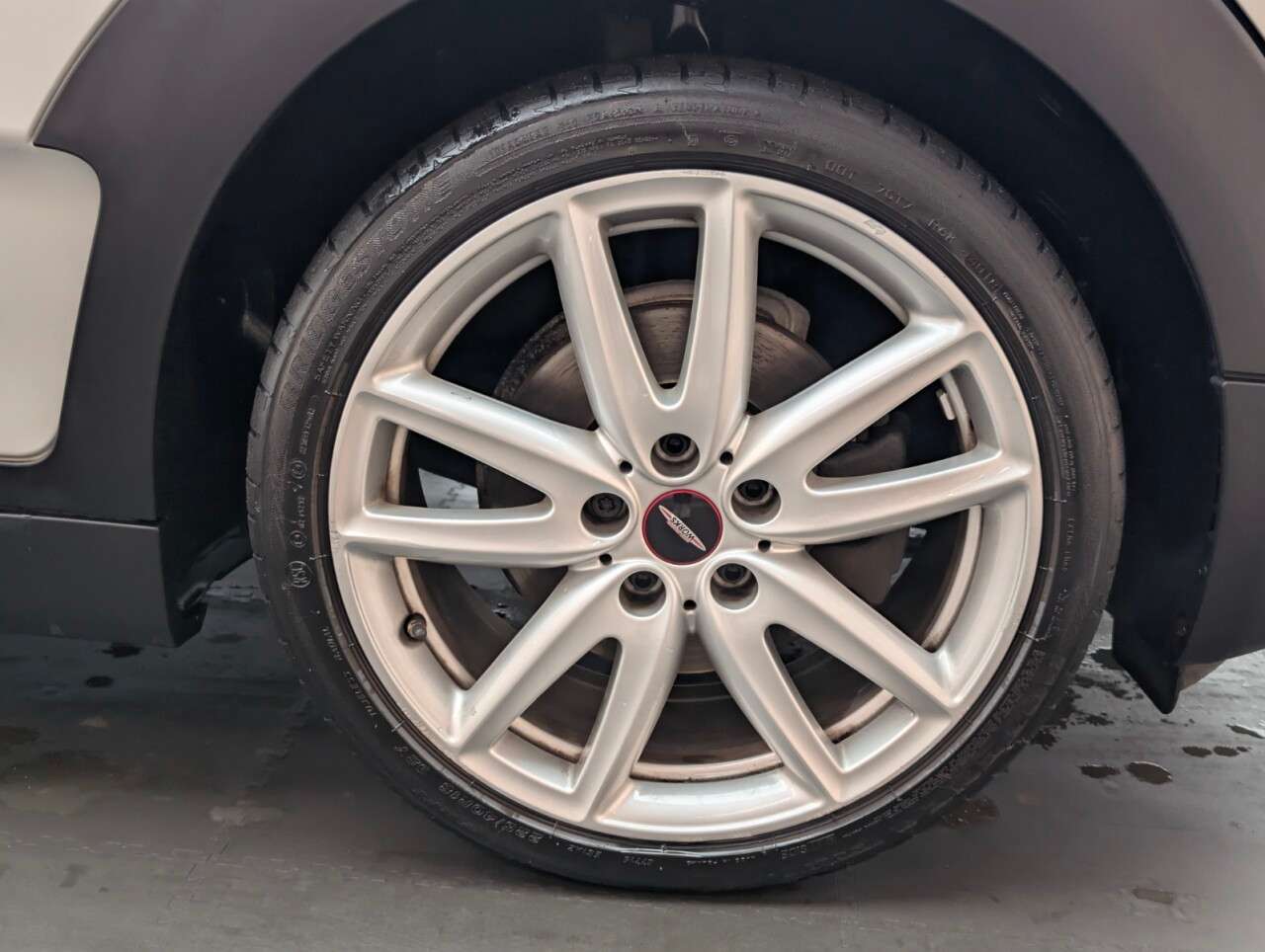 2018 MINI CLUBMAN 2018 MINI CLUBMAN