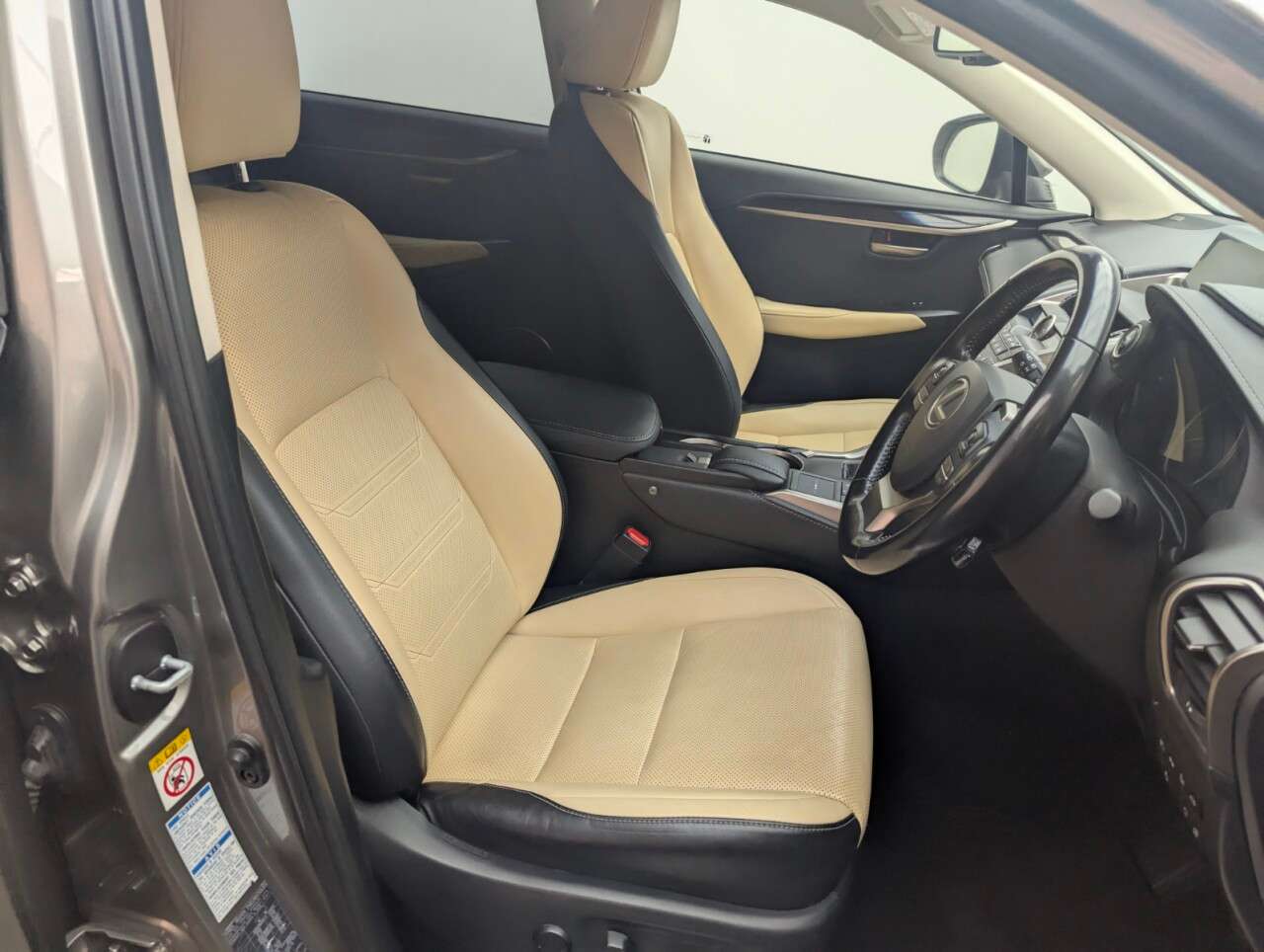 2017 LEXUS NX 2017 LEXUS NX