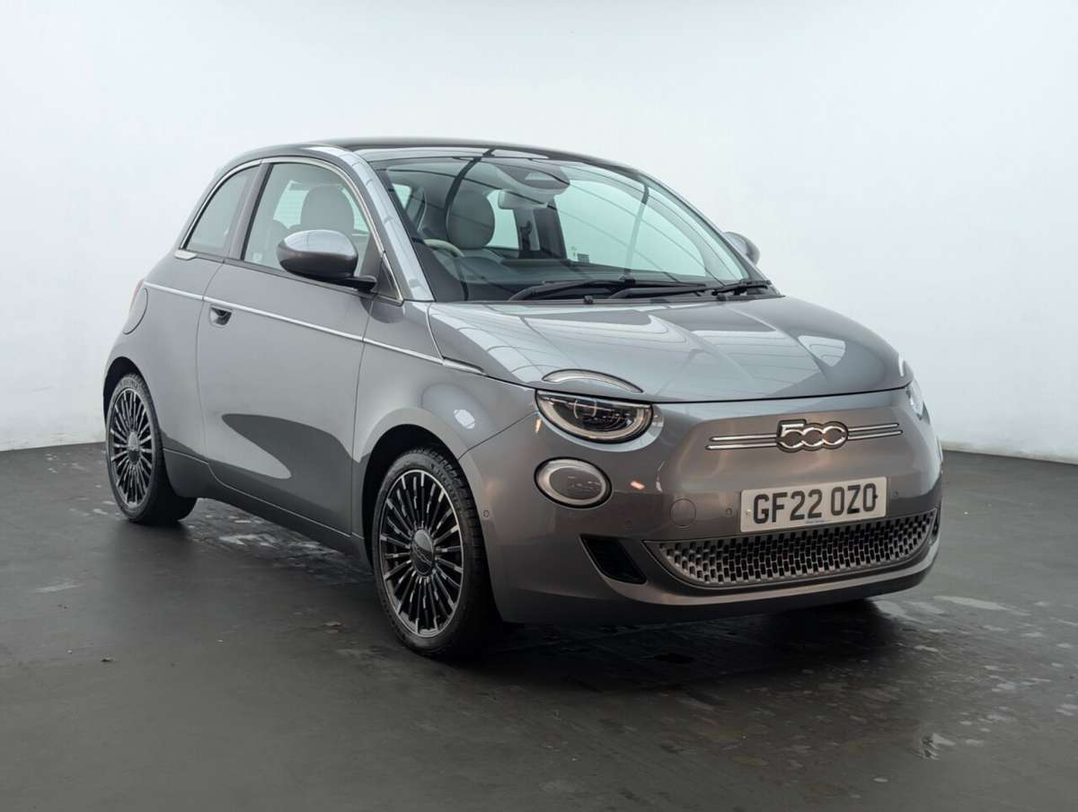 Check out this Fiat 500e 2022 Electric Automatic