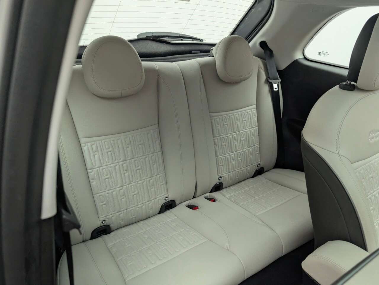 2022 FIAT 500E 2022 FIAT 500E