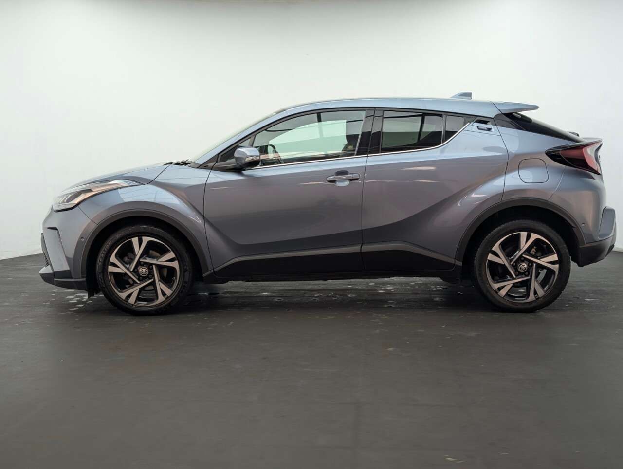 2022 TOYOTA C-HR 2022 TOYOTA C-HR