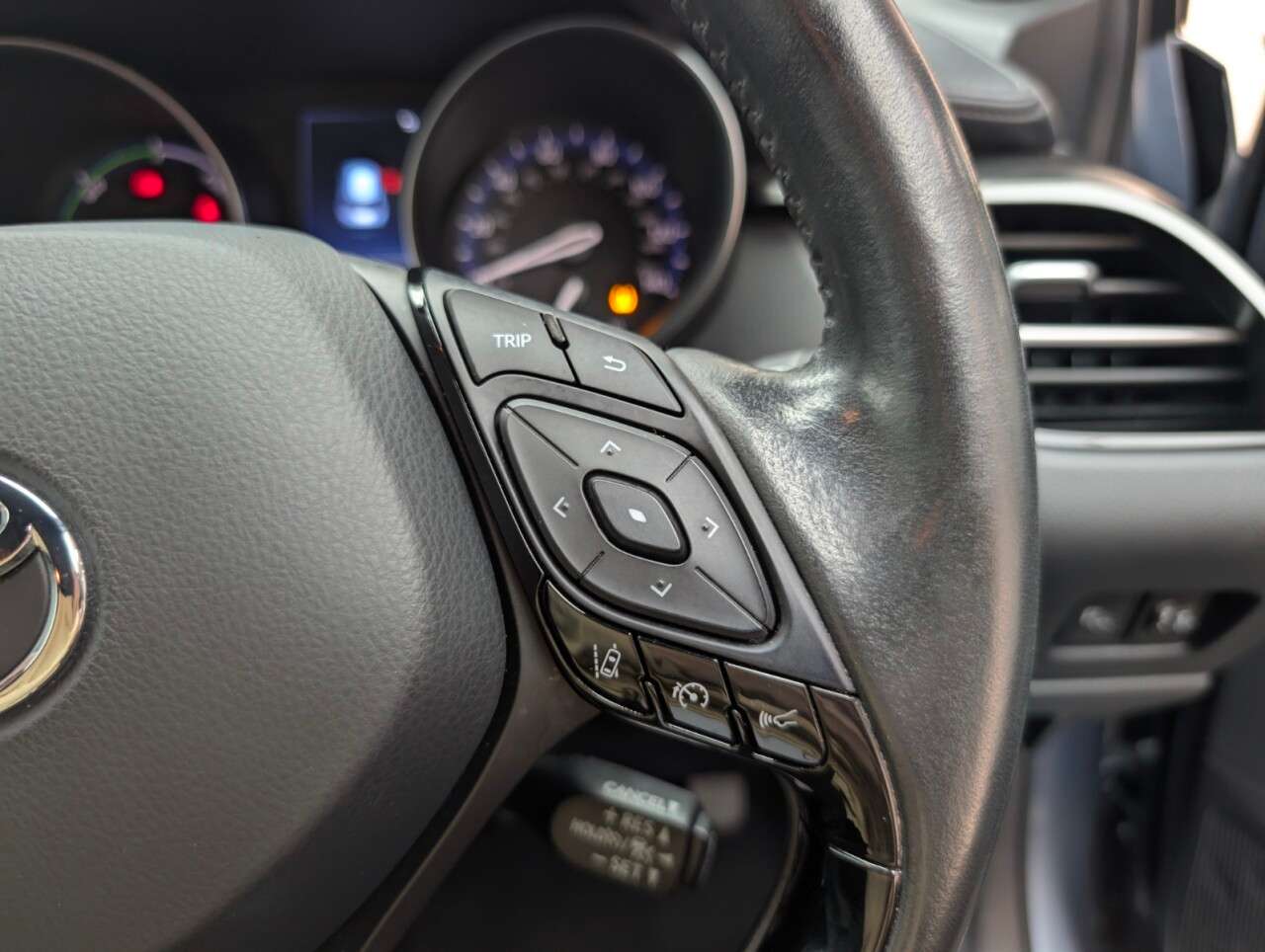 2022 TOYOTA C-HR 2022 TOYOTA C-HR