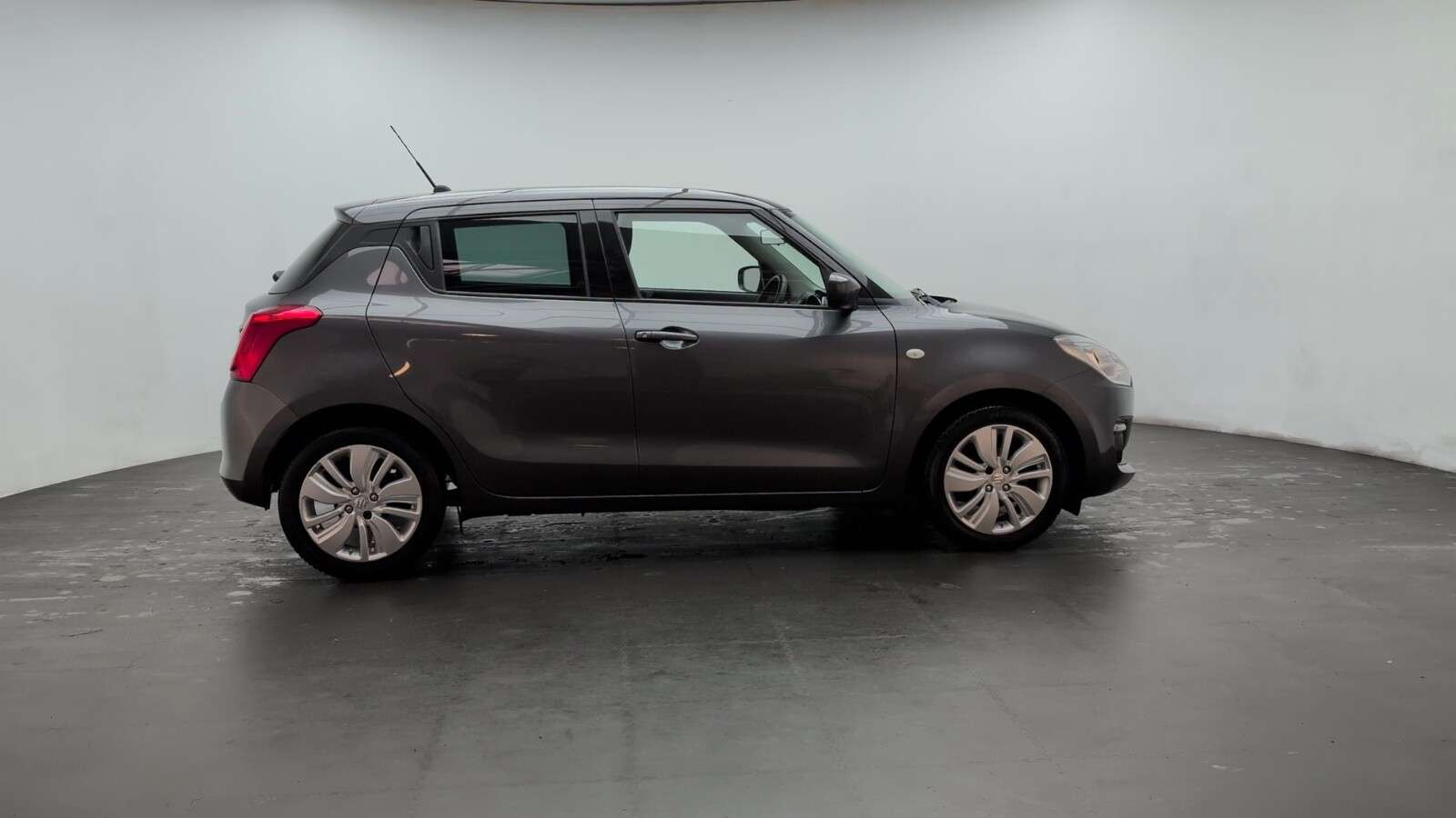 2018 SUZUKI SWIFT 2018 SUZUKI SWIFT