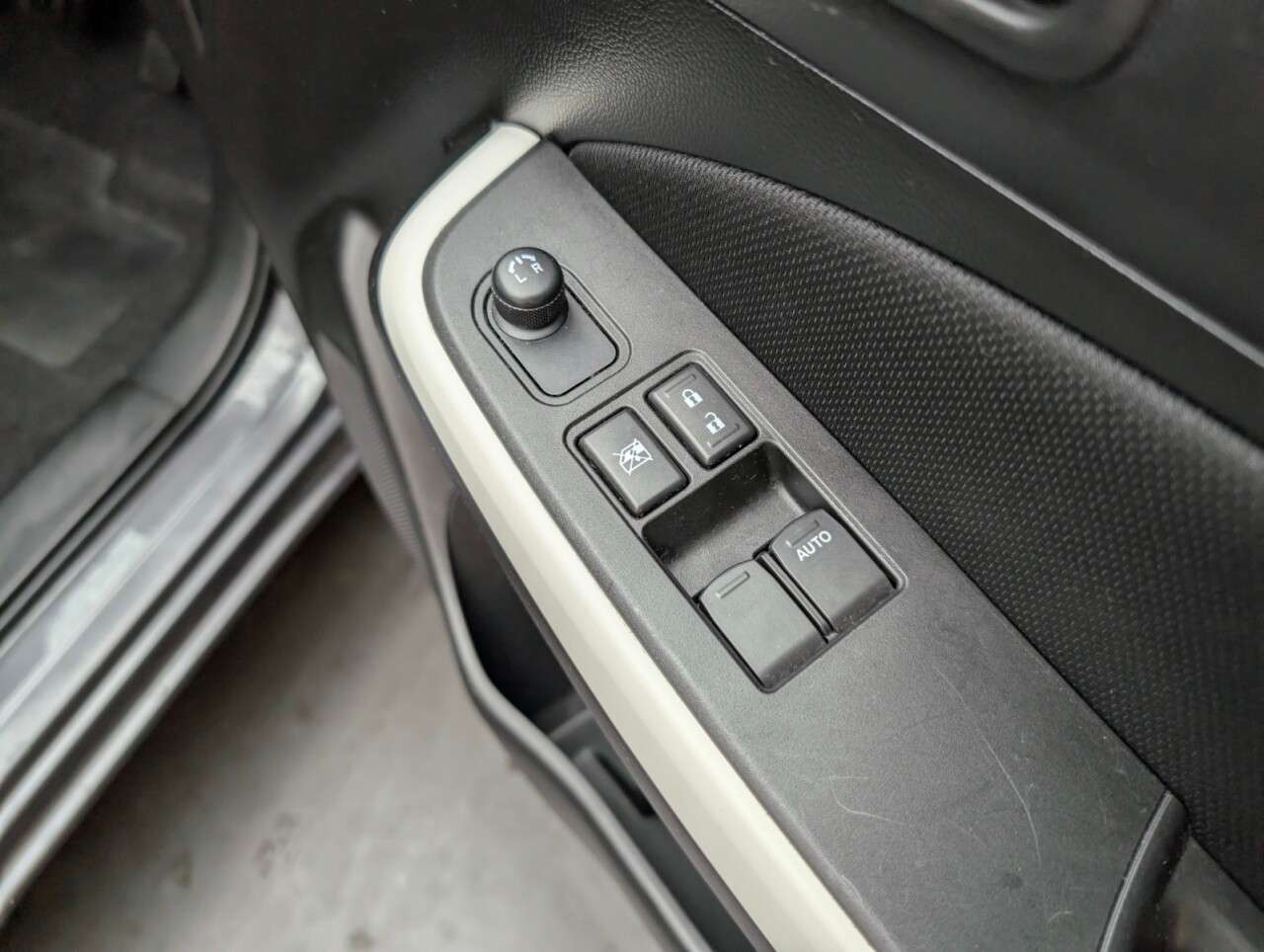 2018 SUZUKI SWIFT 2018 SUZUKI SWIFT