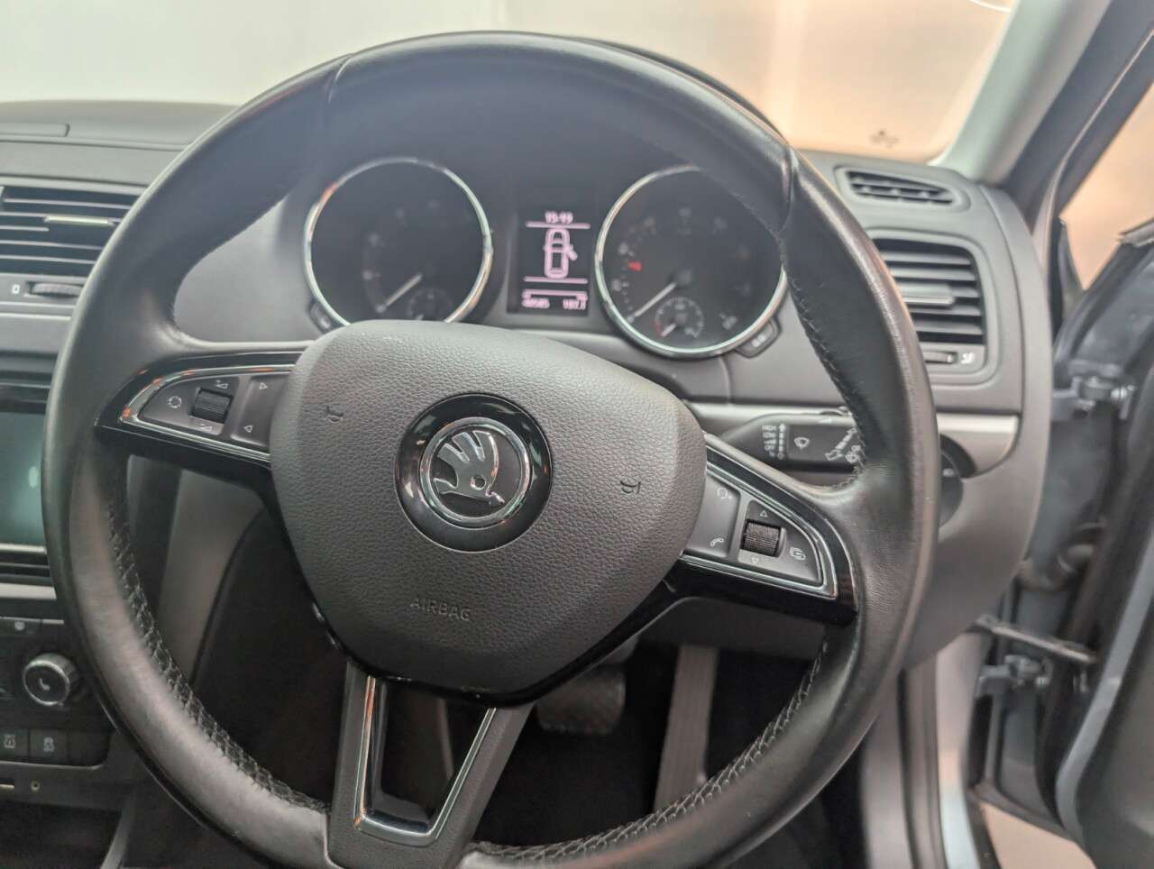 2017 SKODA YETI 2017 SKODA YETI