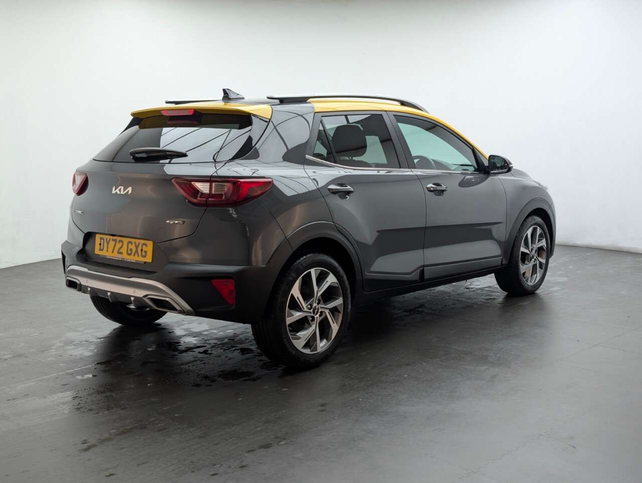 2022 KIA STONIC 2022 KIA STONIC