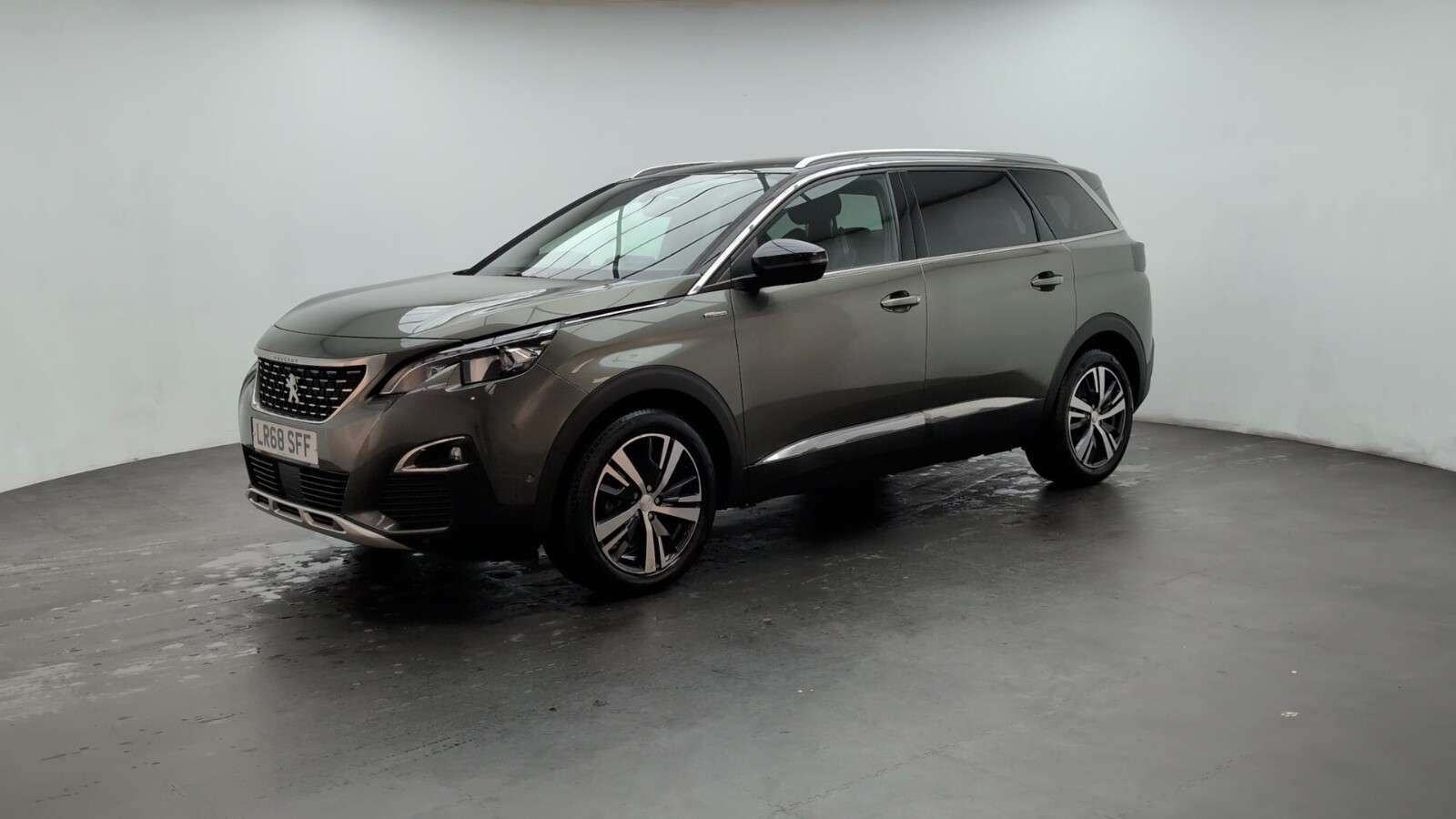 2018 PEUGEOT 5008 2018 PEUGEOT 5008
