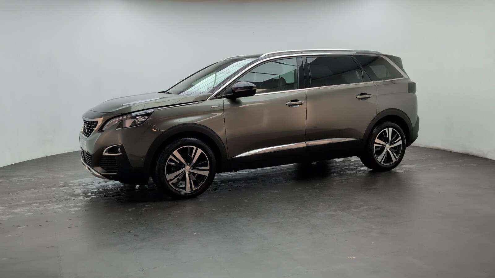 2018 PEUGEOT 5008 2018 PEUGEOT 5008