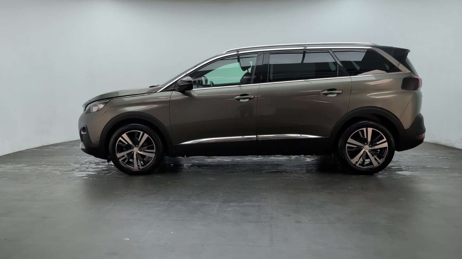 2018 PEUGEOT 5008 2018 PEUGEOT 5008
