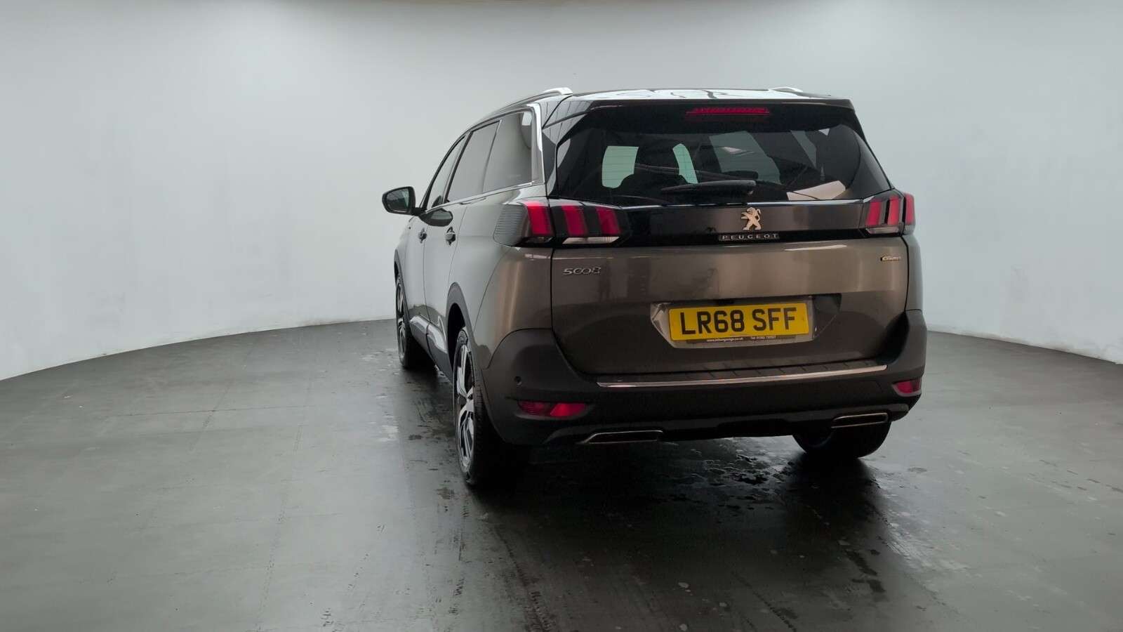 2018 PEUGEOT 5008 2018 PEUGEOT 5008