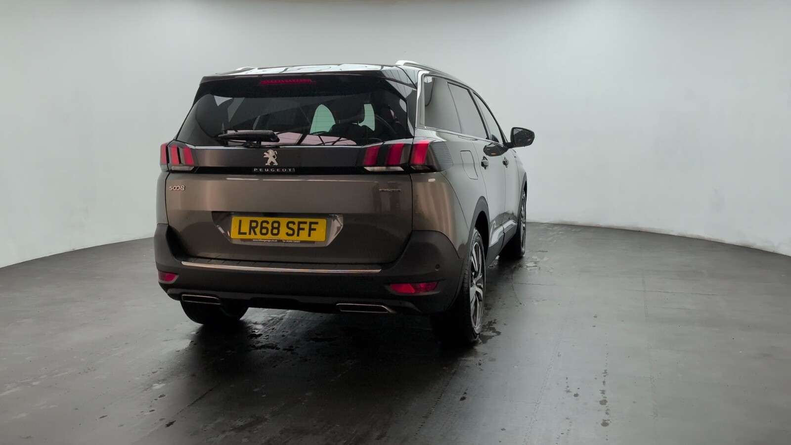 2018 PEUGEOT 5008 2018 PEUGEOT 5008