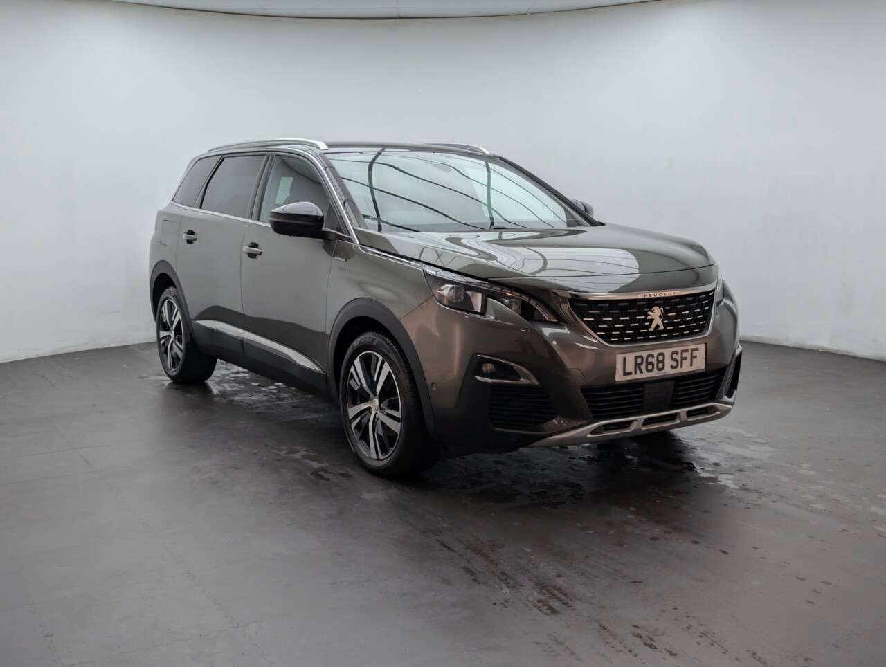2018 PEUGEOT 5008 2018 PEUGEOT 5008