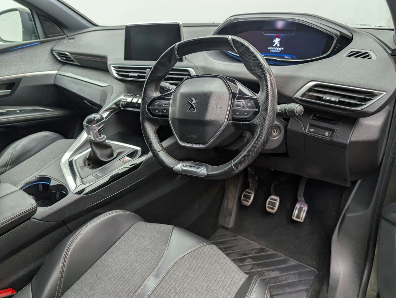 2018 PEUGEOT 5008 2018 PEUGEOT 5008