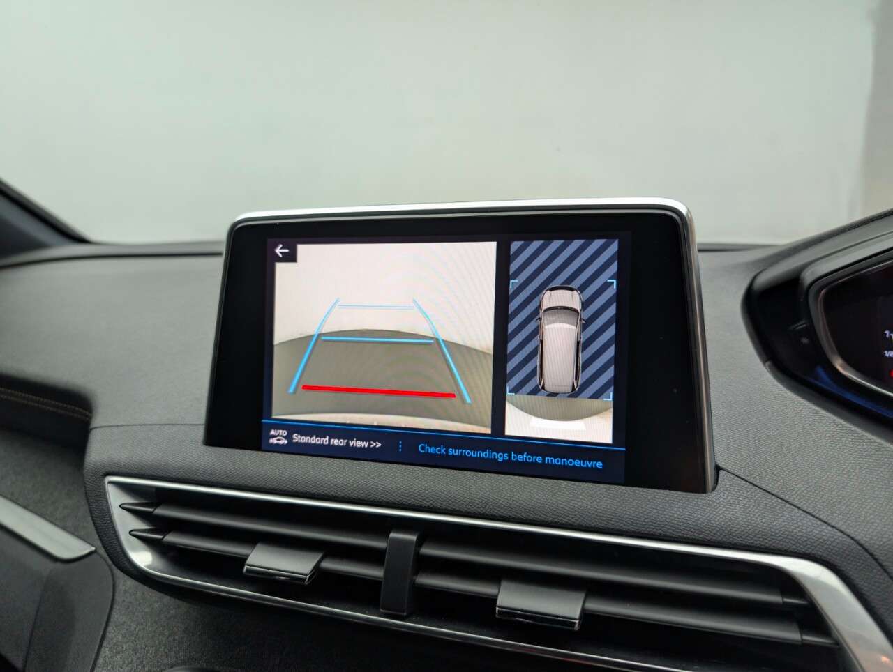 2018 PEUGEOT 5008 2018 PEUGEOT 5008