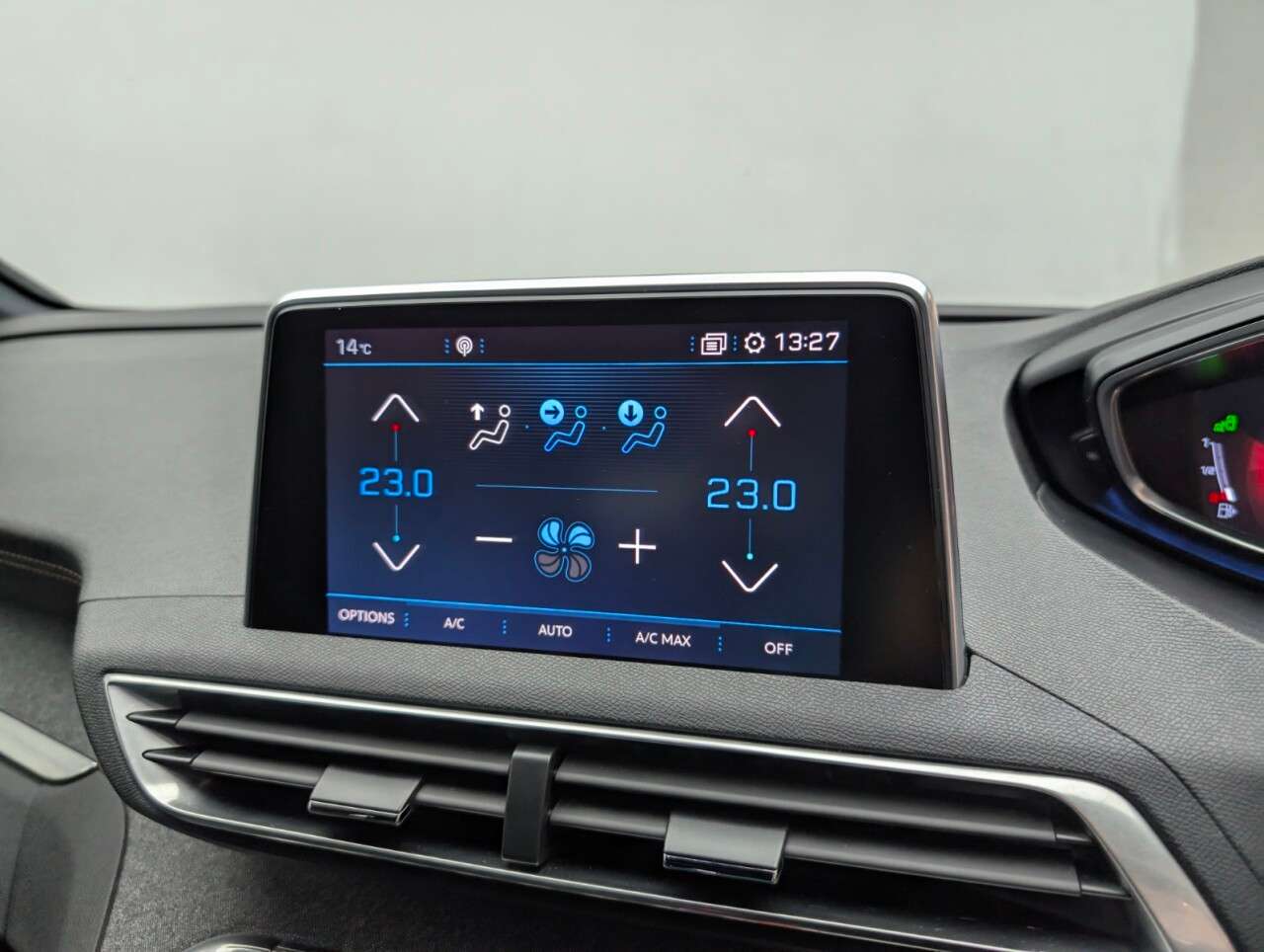 2018 PEUGEOT 5008 2018 PEUGEOT 5008