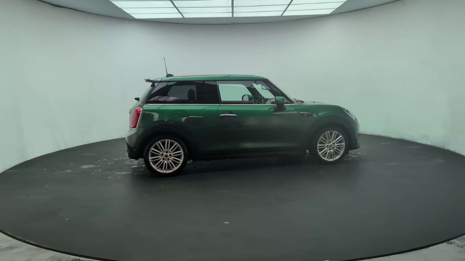 2021 MINI ELECTRIC HATCH 2021 MINI ELECTRIC HATCH