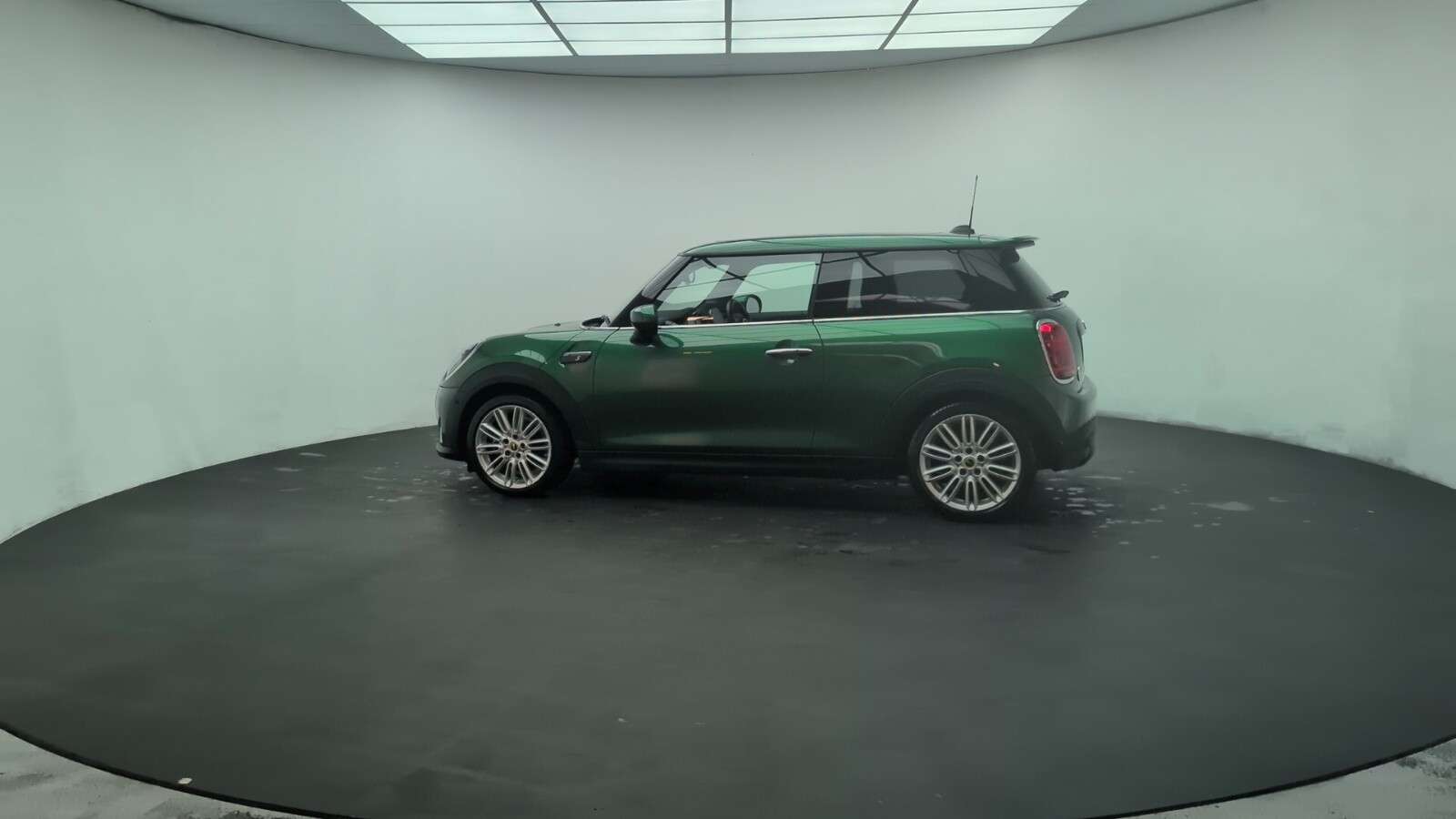 2021 MINI ELECTRIC HATCH 2021 MINI ELECTRIC HATCH