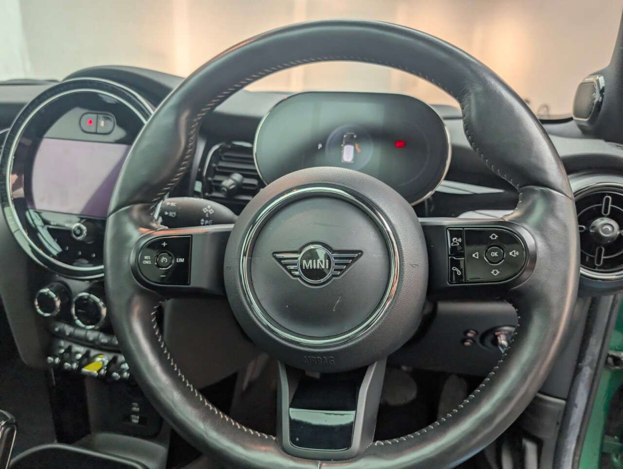 2021 MINI ELECTRIC HATCH 2021 MINI ELECTRIC HATCH