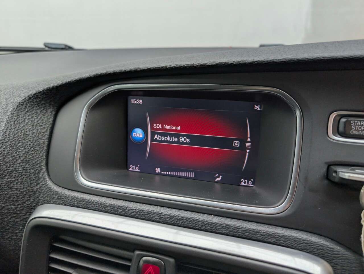 2019 VOLVO V40 CROSS COUNTRY 2019 VOLVO V40 CROSS COUNTRY