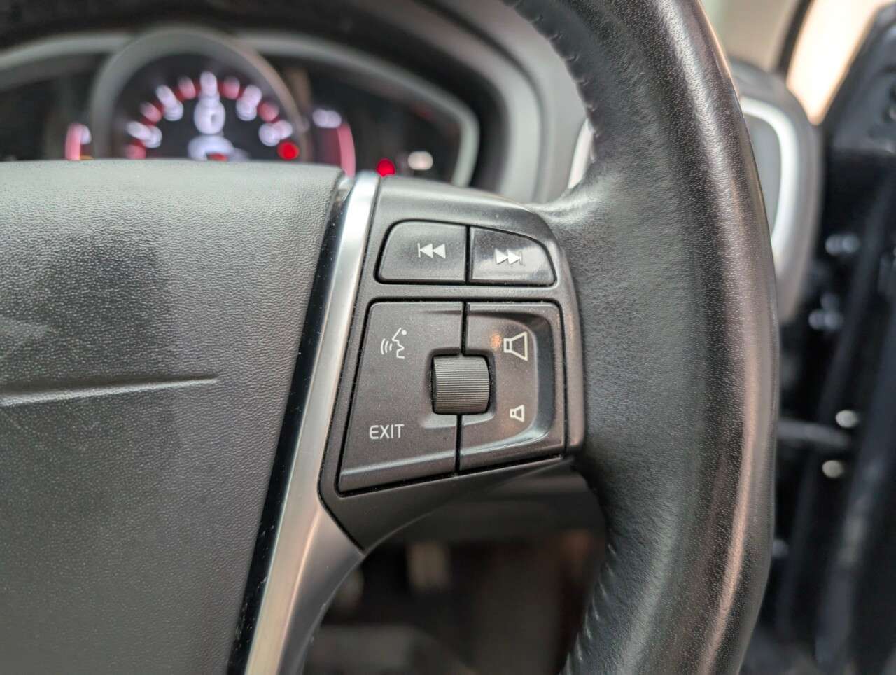 2019 VOLVO V40 CROSS COUNTRY 2019 VOLVO V40 CROSS COUNTRY