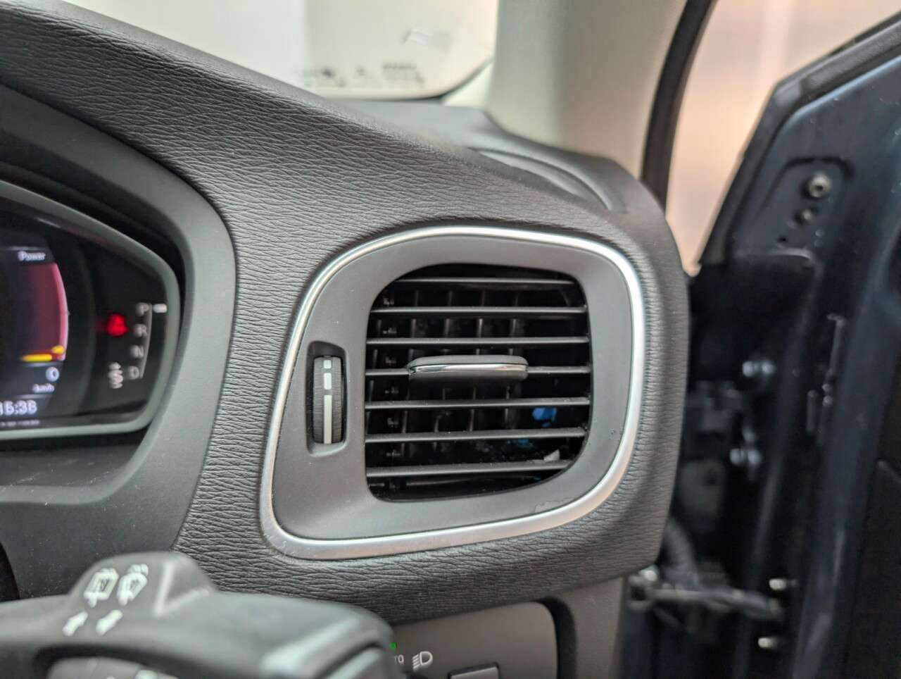 2019 VOLVO V40 CROSS COUNTRY 2019 VOLVO V40 CROSS COUNTRY