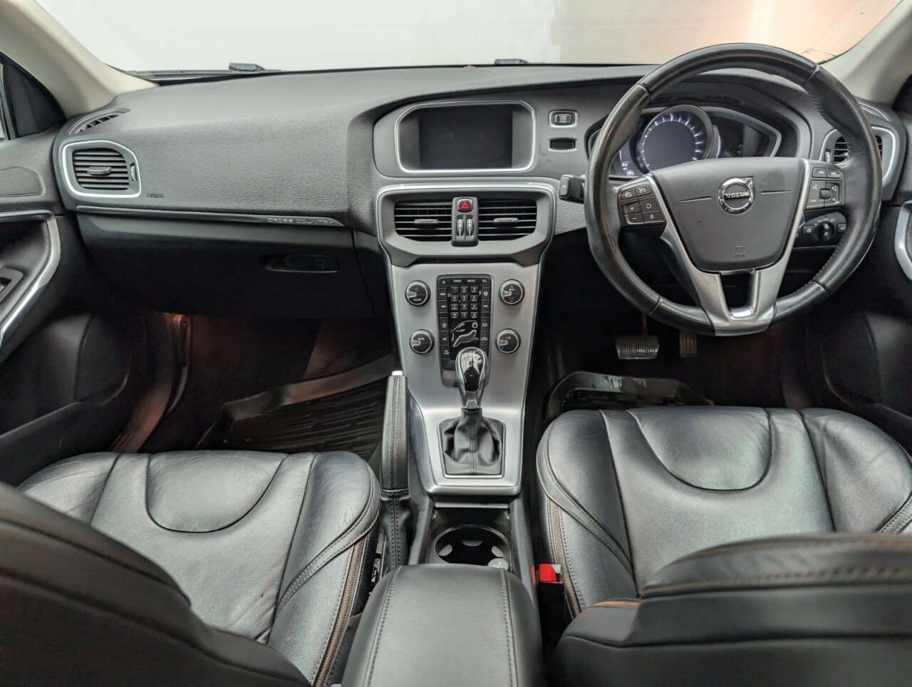 2019 VOLVO V40 CROSS COUNTRY 2019 VOLVO V40 CROSS COUNTRY