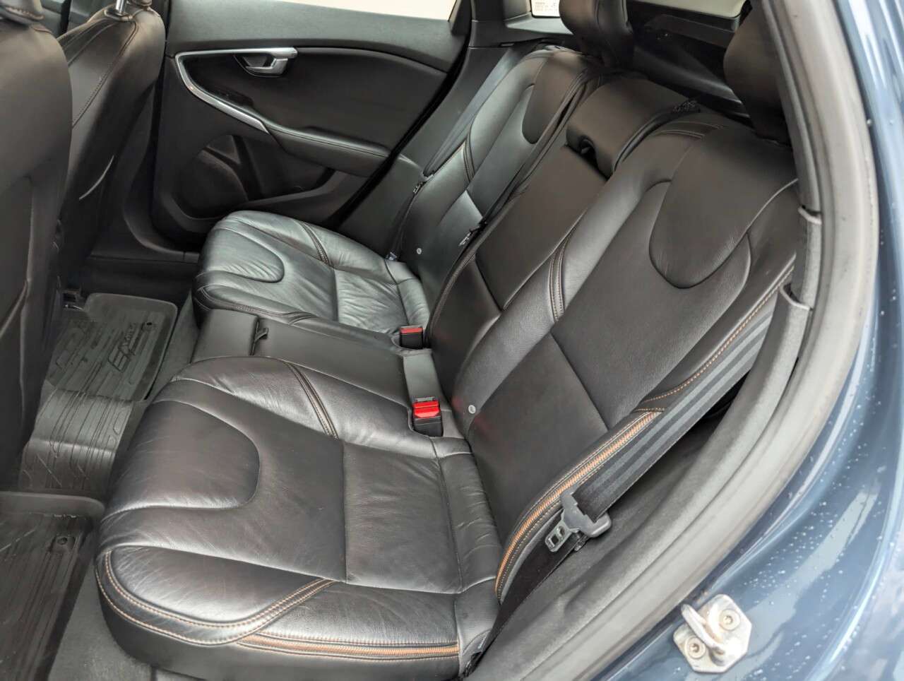 2019 VOLVO V40 CROSS COUNTRY 2019 VOLVO V40 CROSS COUNTRY