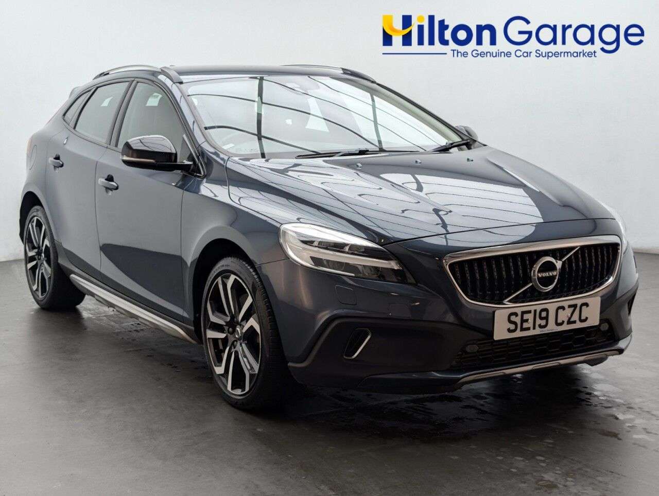 2019 VOLVO V40 CROSS COUNTRY 2019 VOLVO V40 CROSS COUNTRY