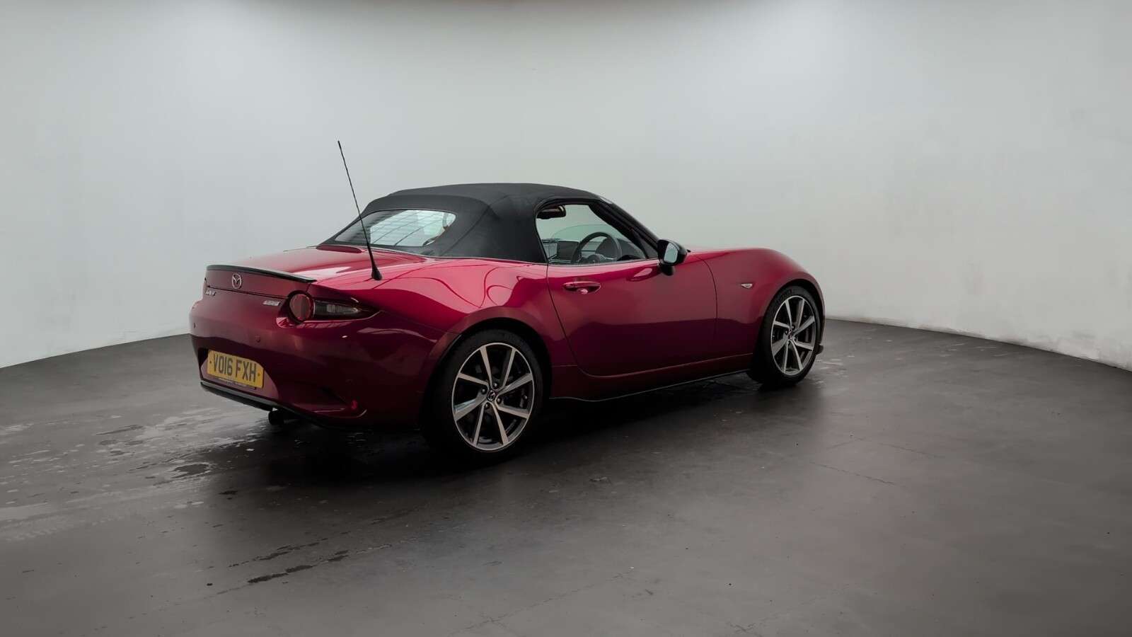 2016 MAZDA MX-5 2016 MAZDA MX-5