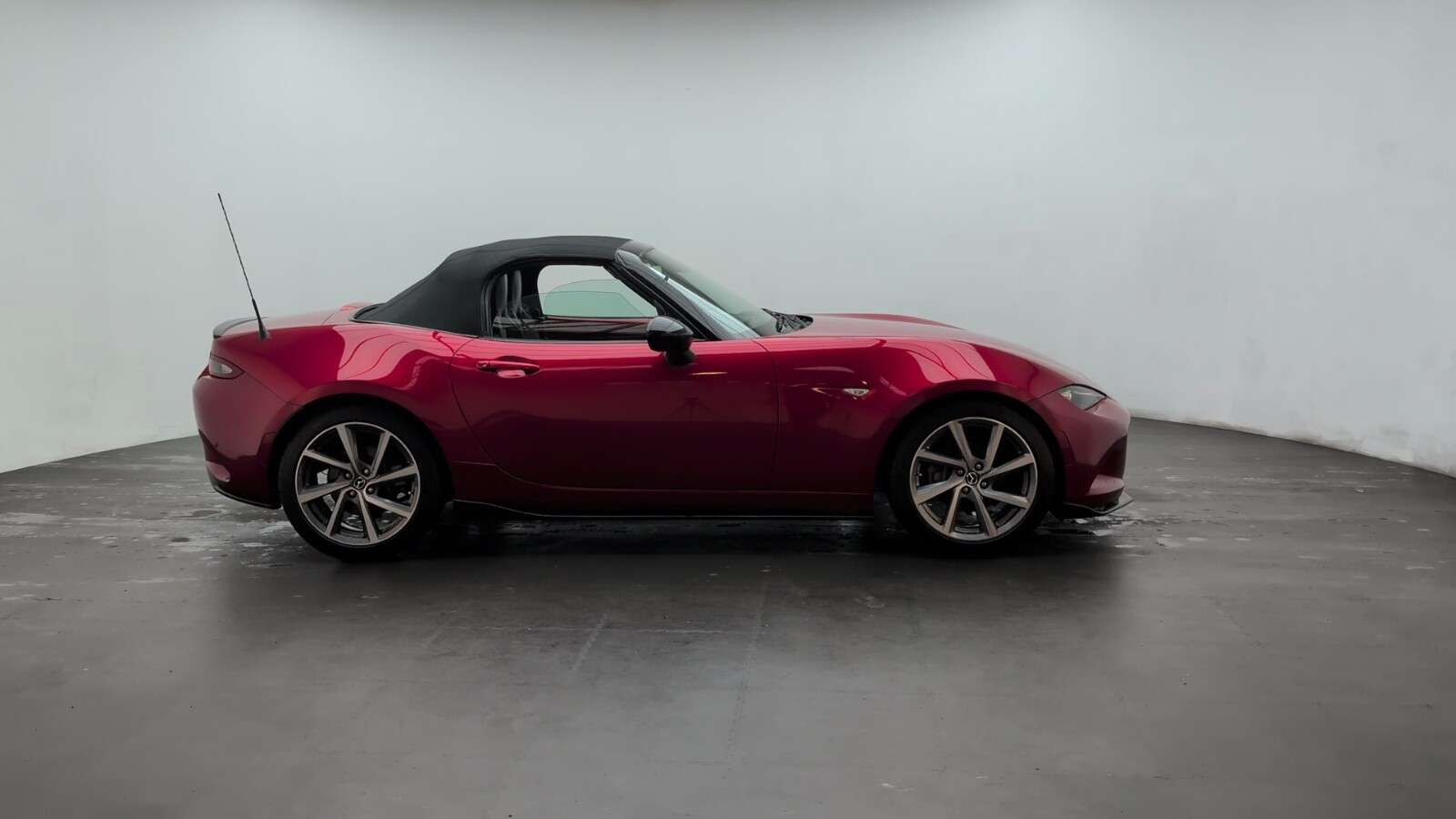 2016 MAZDA MX-5 2016 MAZDA MX-5