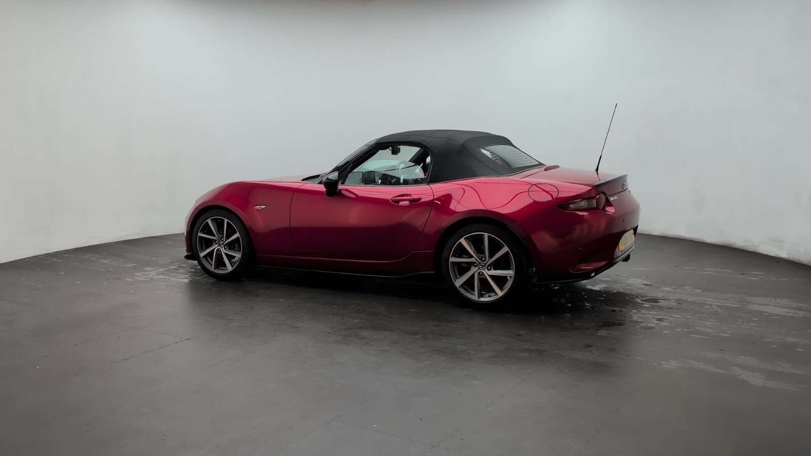 2016 MAZDA MX-5 2016 MAZDA MX-5