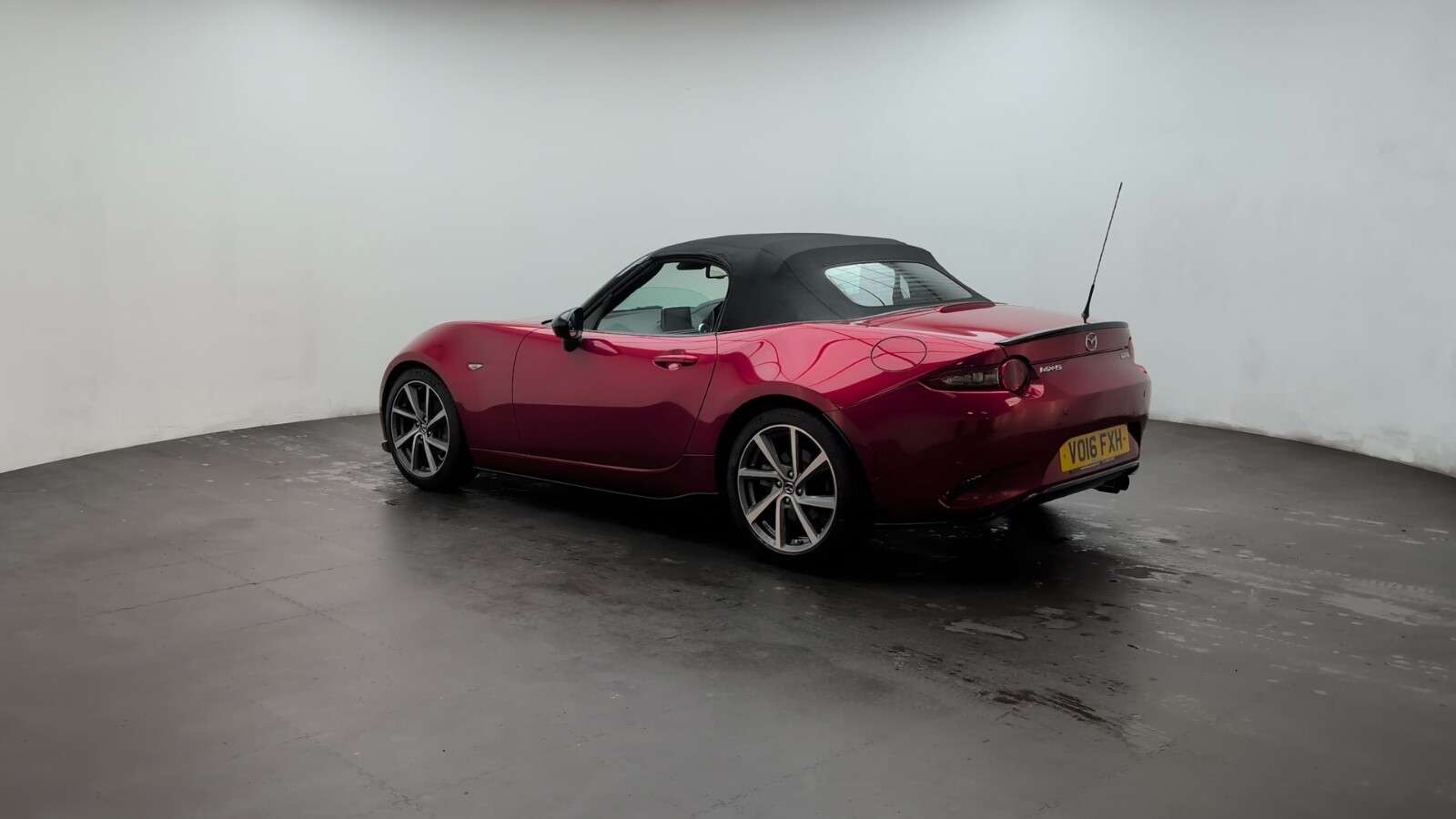 2016 MAZDA MX-5 2016 MAZDA MX-5
