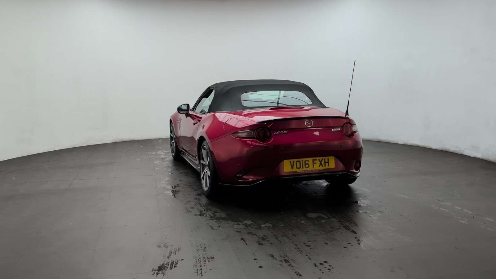 2016 MAZDA MX-5 2016 MAZDA MX-5